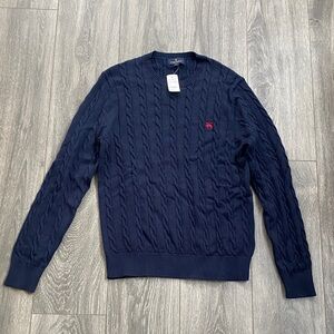 Brooks Brothers - NWT! Navy Cable Knit Crewneck Sweater - Size M